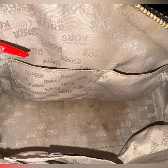 Michael Kors White Purse - Picture 3 of 5